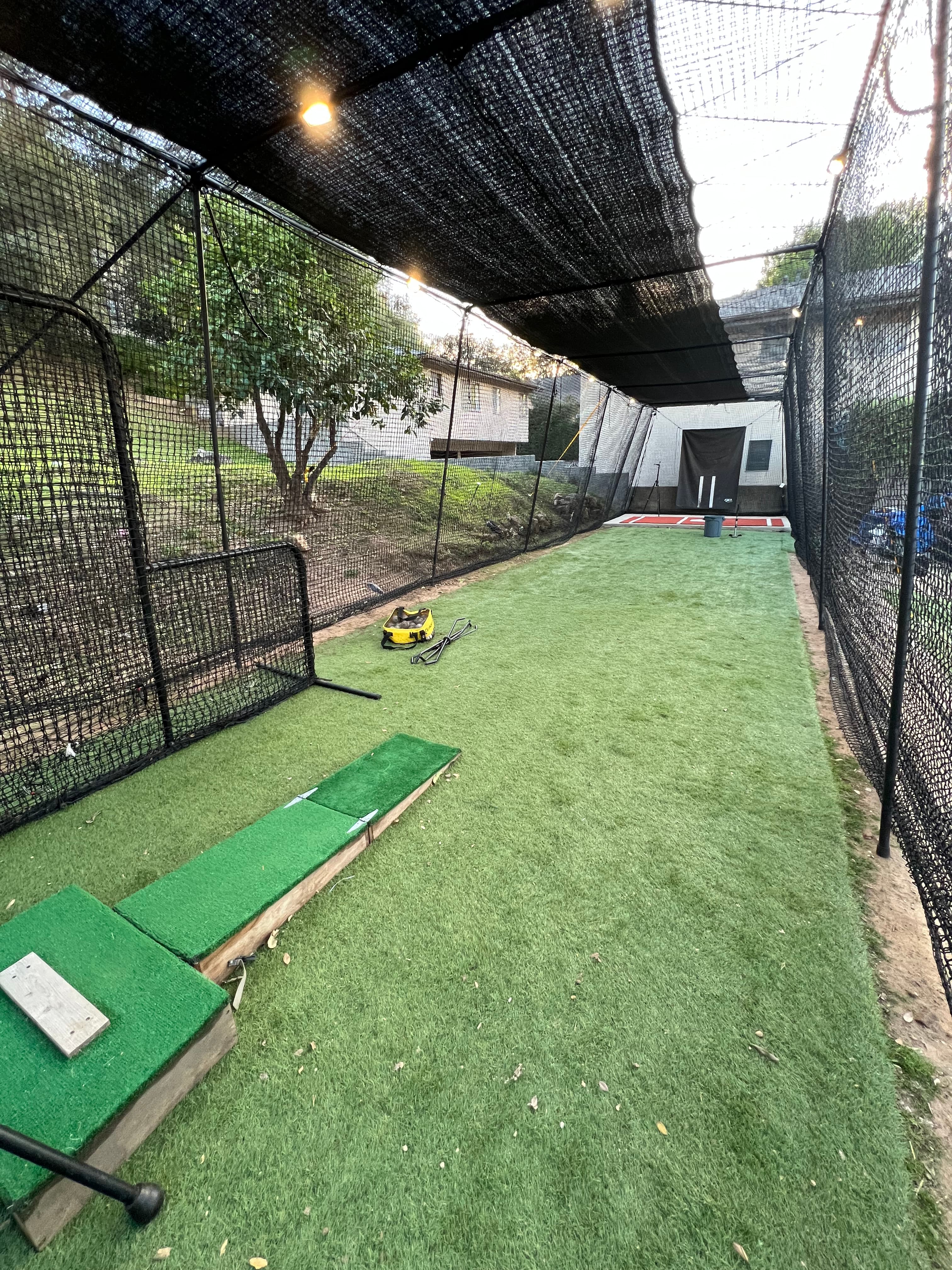 Outdoor-Uncovered in Los Angeles, Los Angeles - View 2