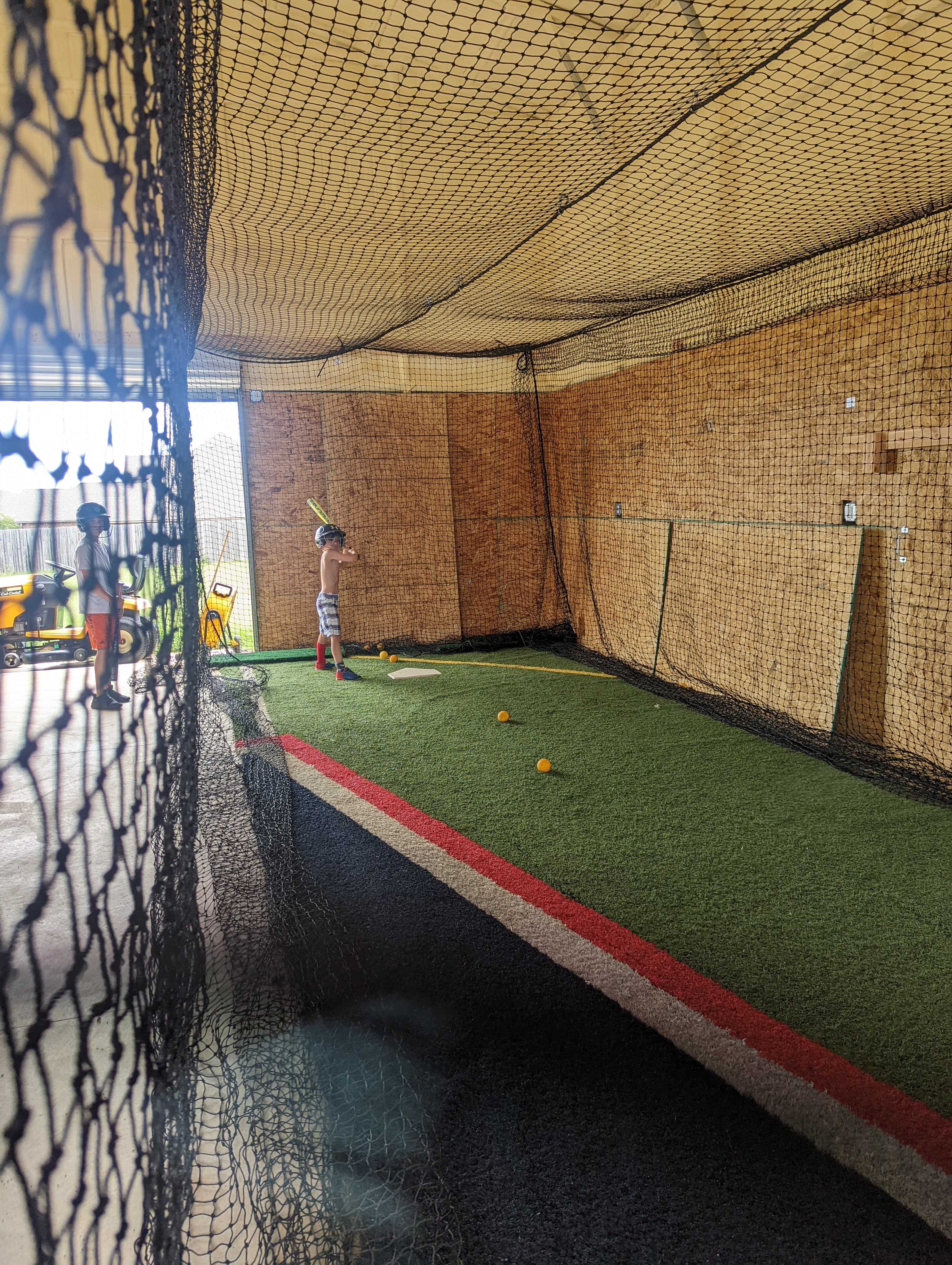 Smaller but effective training space with pitchng machne - Batting cage rental in Oklahoma City, OK