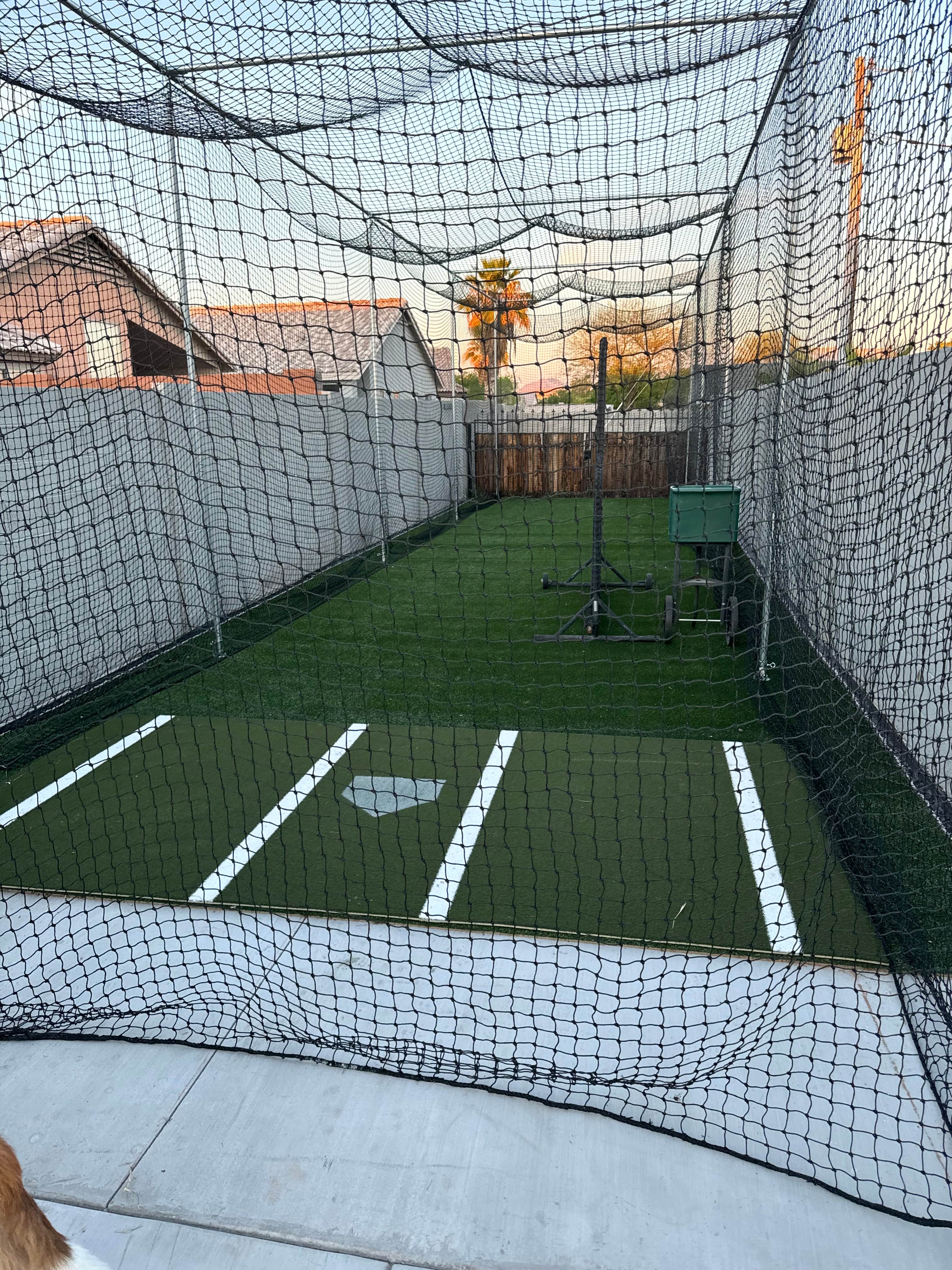 L screen and bucket of balls with tee hitting in Phoenix, AZ photo 2