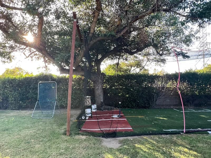 Outdoor Batting Cage in Pasadena, CA: Pitching Machine & Turf - photo 3