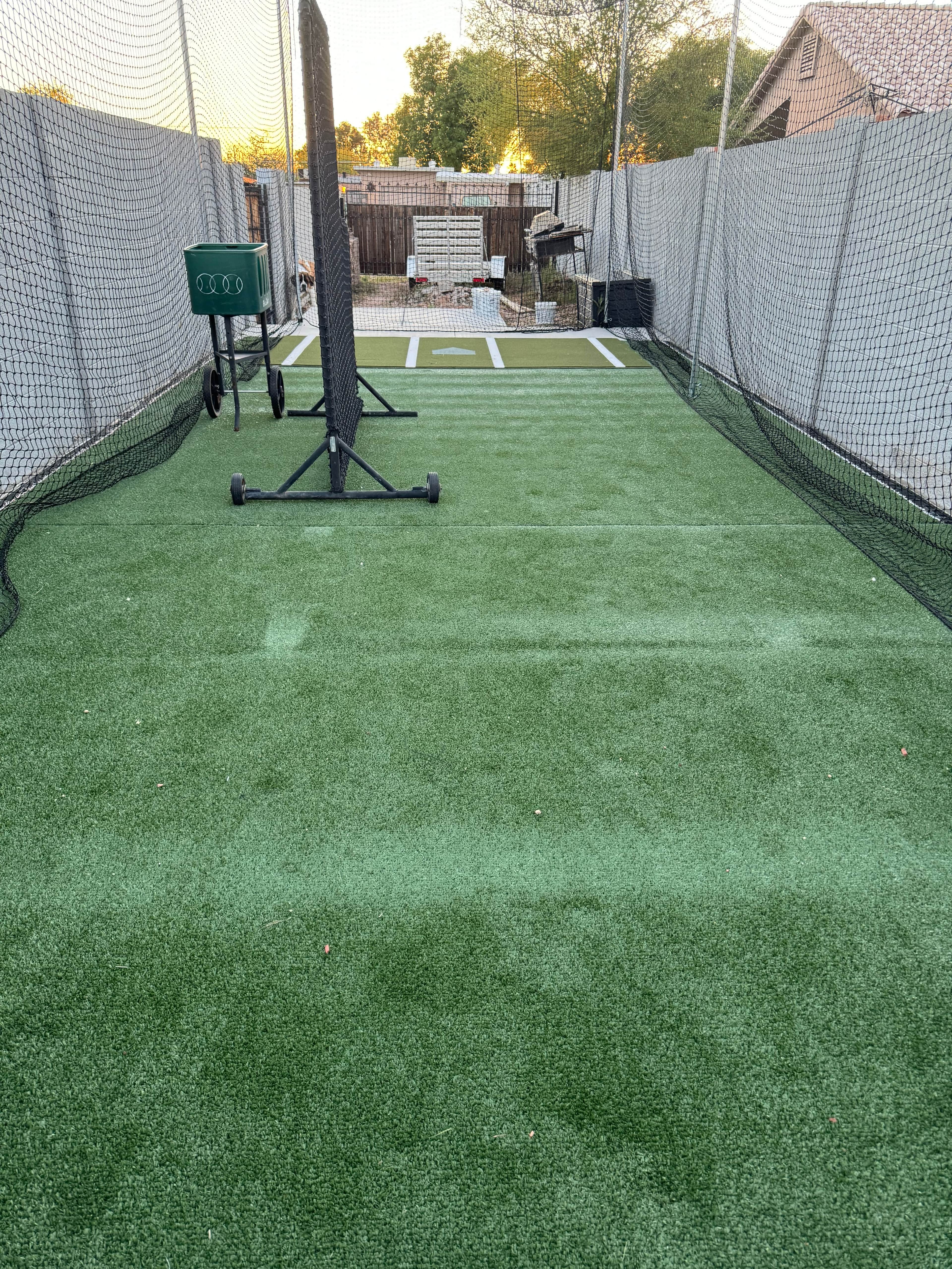 L screen and bucket of balls with tee hitting in Phoenix, AZ - photo 4
